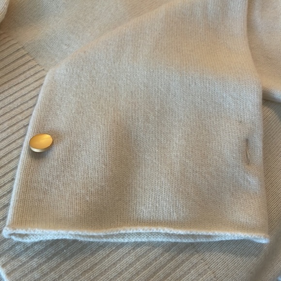 Autumn Cashmere, size medium, excellent condition, bell sleeves gold buttons - Picture 2 of 4